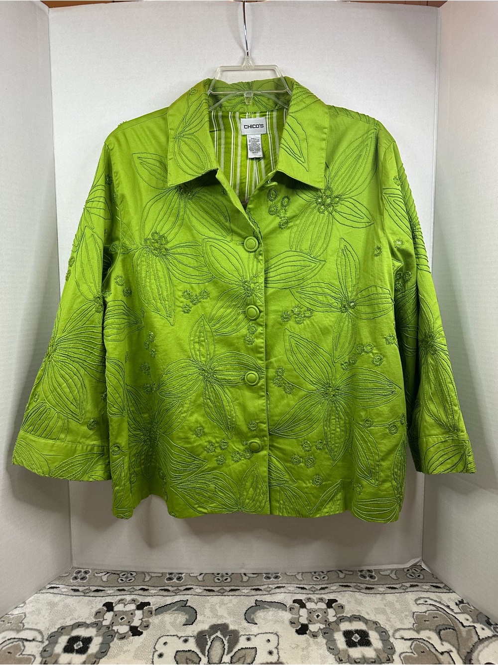 Chico's Bright Lime Green Embroidered Button-Front Top, size L, NWT